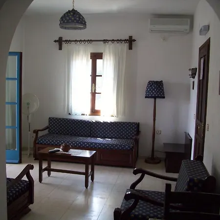 Niki Apartment *
