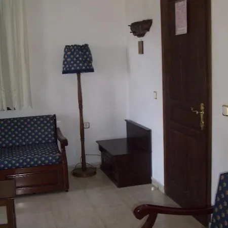 Niki Apartment *
